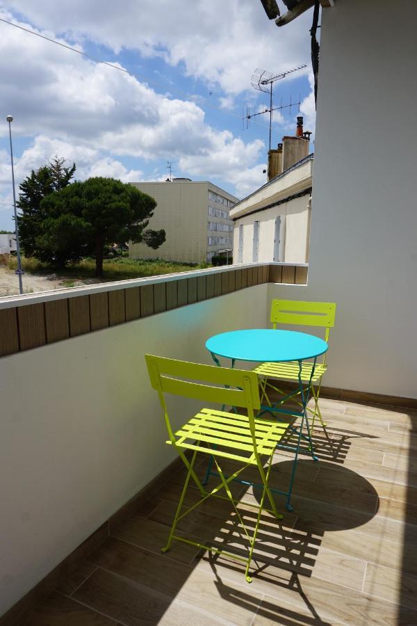 Appart Chic & Moderne Avec Balcon La Roche-sur-Yon Exterior photo